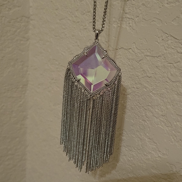 NWT KENDRA SCOTT FACETED DICHROIC SILVER NECKLACE - Picture 12 of 15